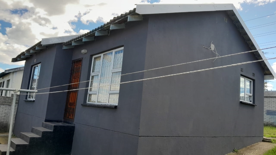 2 Bedroom Property for Sale in Haven Hills Eastern Cape